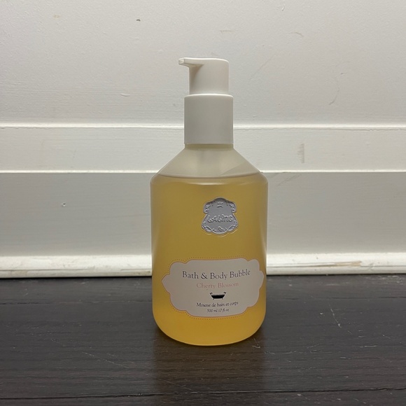 NEW Laline CHERRY BLOSSOM BATH & BODY BUBBLE 500ml / 17Fl.oz - Picture 1 of 4